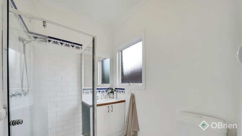 Photo - 1 Waterside Close, Hoppers Crossing VIC 3029 - Image 8