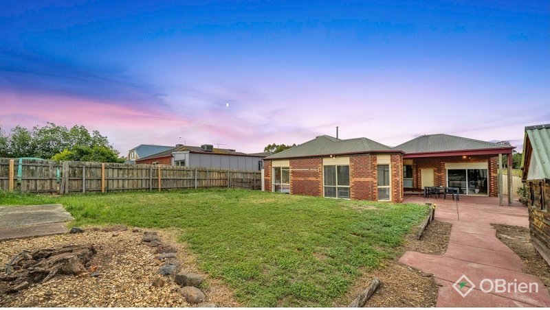 Photo - 1 Waterside Close, Hoppers Crossing VIC 3029 - Image 12