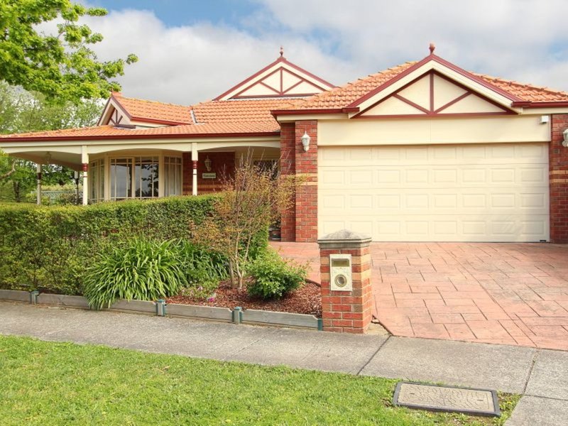 Photo - 1 Waterside Drive, Cranbourne East VIC 3977 - Image