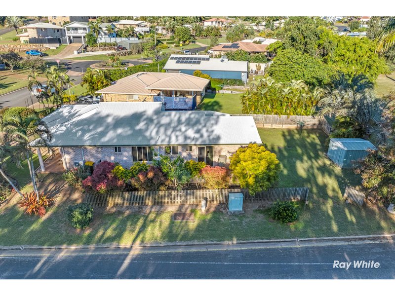 Photo - 1 Waterview Drive, Lammermoor QLD 4703 - Image 23