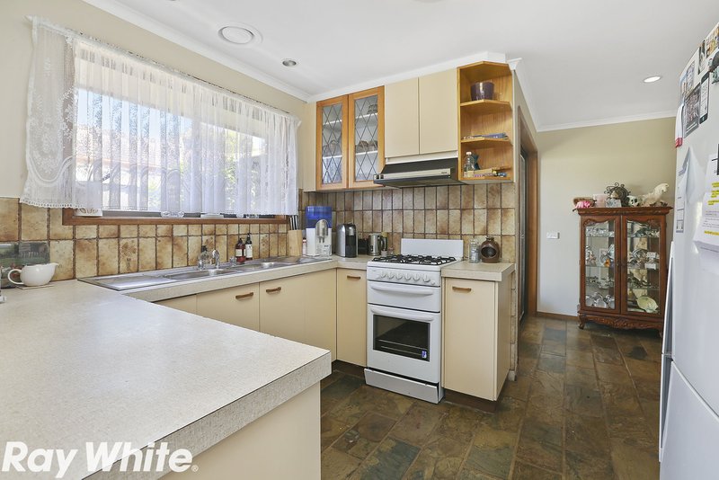 Photo - 1 Wattle Place, Corio VIC 3214 - Image 5