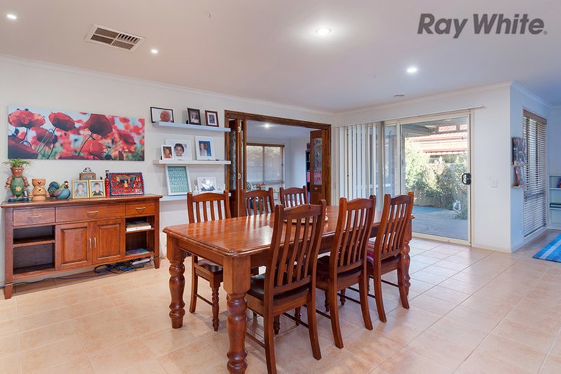 Photo - 1 Wattlepark Street, Caroline Springs VIC 3023 - Image 3