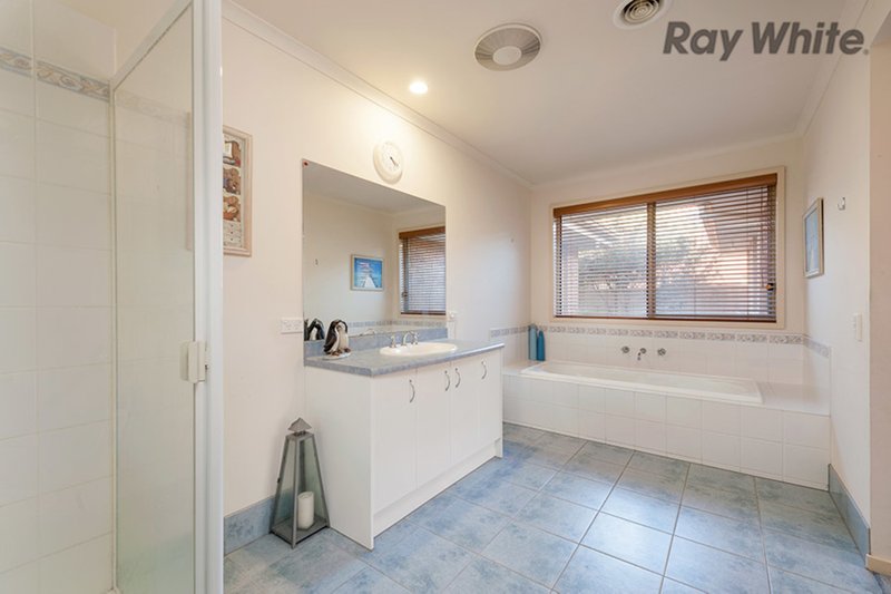 Photo - 1 Wattlepark Street, Caroline Springs VIC 3023 - Image 7