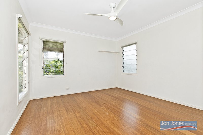 Photo - 1 Weaber Street, Clontarf QLD 4019 - Image 13