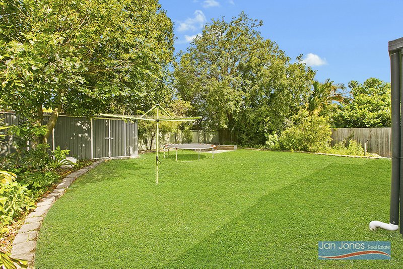 Photo - 1 Weaber Street, Clontarf QLD 4019 - Image 19