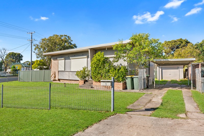 Photo - 1 Weddell Avenue, Tregear NSW 2770 - Image 2