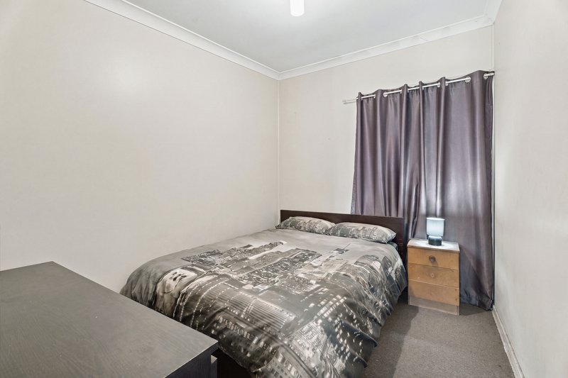 Photo - 1 Weddell Avenue, Tregear NSW 2770 - Image 6
