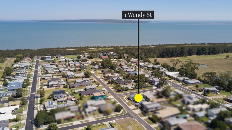 1 Wendy Street, Pioneer Bay VIC 3984