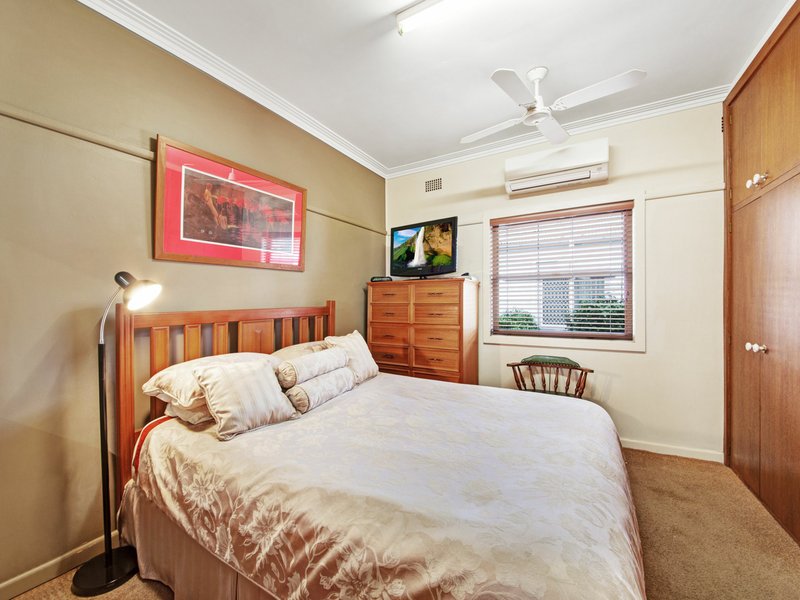 Photo - 1 Wentworth Street, Telarah NSW 2320 - Image 6