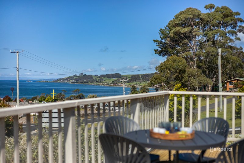 1 West Ridge Road, Penguin TAS 7316