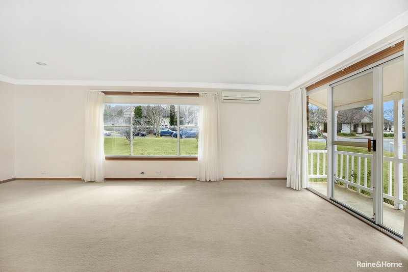 Photo - 1 Wheen Close, Bowral NSW 2576 - Image 4