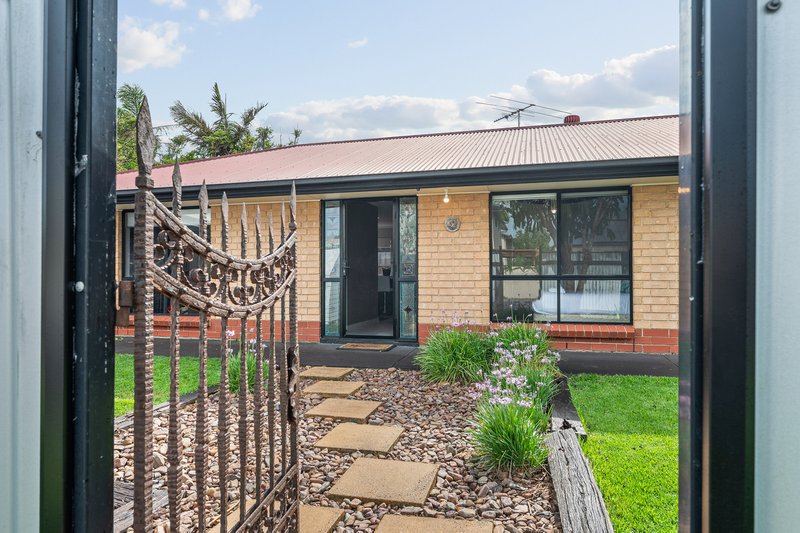 1 Whinnerah Avenue, Aldinga Beach SA 5173