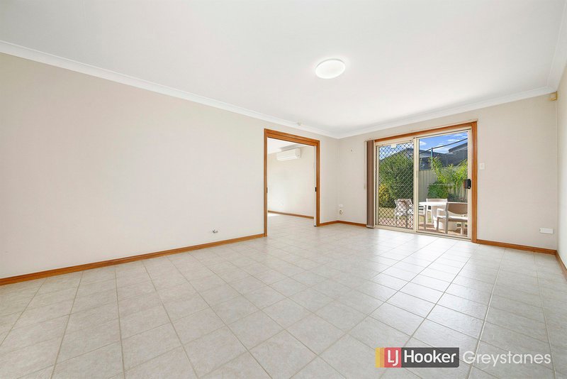 Photo - 1 White Gum Place, Greystanes NSW 2145 - Image 6