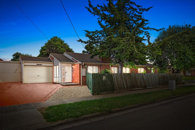 1 Whitehall Crescent, Werribee VIC 3030