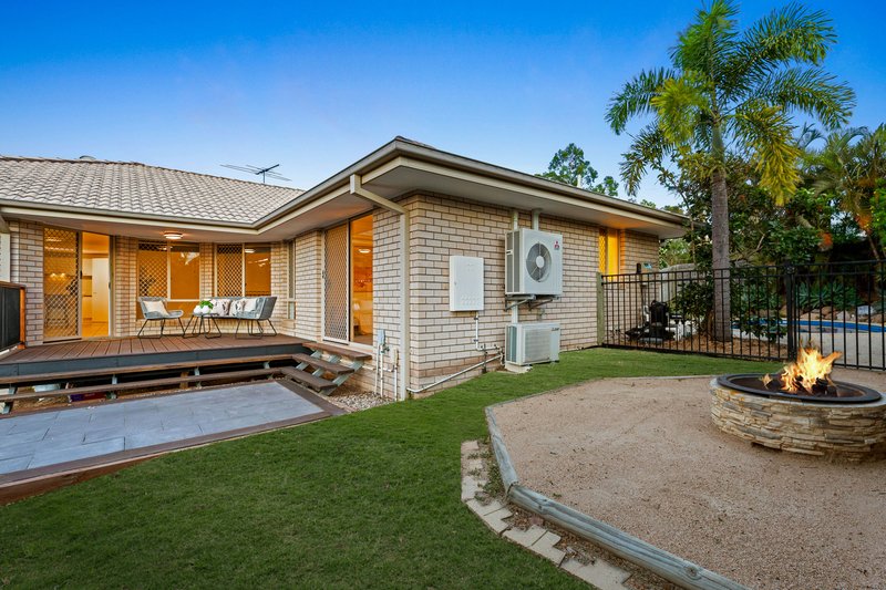 Photo - 1 Wickham Close, Everton Hills QLD 4053 - Image 17