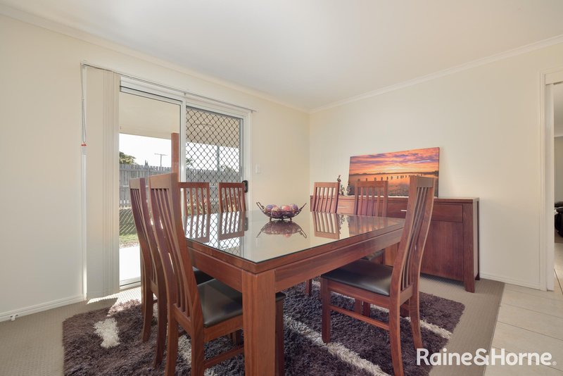 Photo - 1 Wicks Street, New Auckland QLD 4680 - Image 4