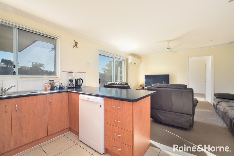 Photo - 1 Wicks Street, New Auckland QLD 4680 - Image 5