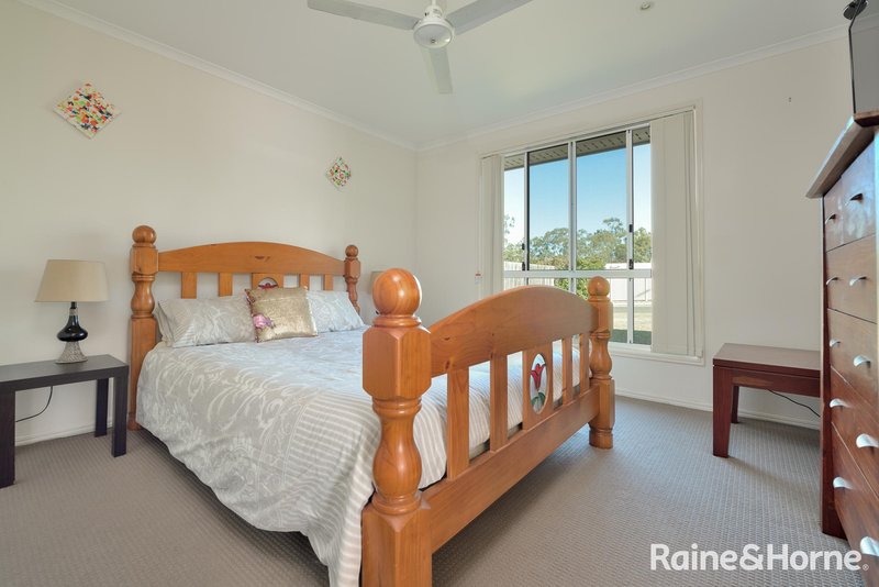 Photo - 1 Wicks Street, New Auckland QLD 4680 - Image 6