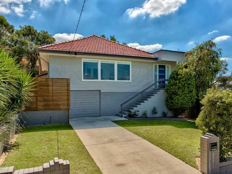 1 Wilgarning Street, Stafford Heights QLD 4053