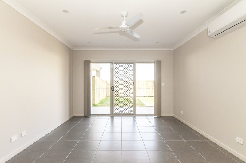 Photo - 1 Willandra Road, Morayfield QLD 4506 - Image 4