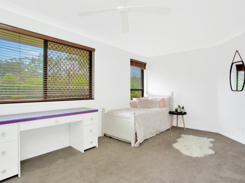 Photo - 1 William Hollindale Court, Worongary QLD 4213 - Image 17