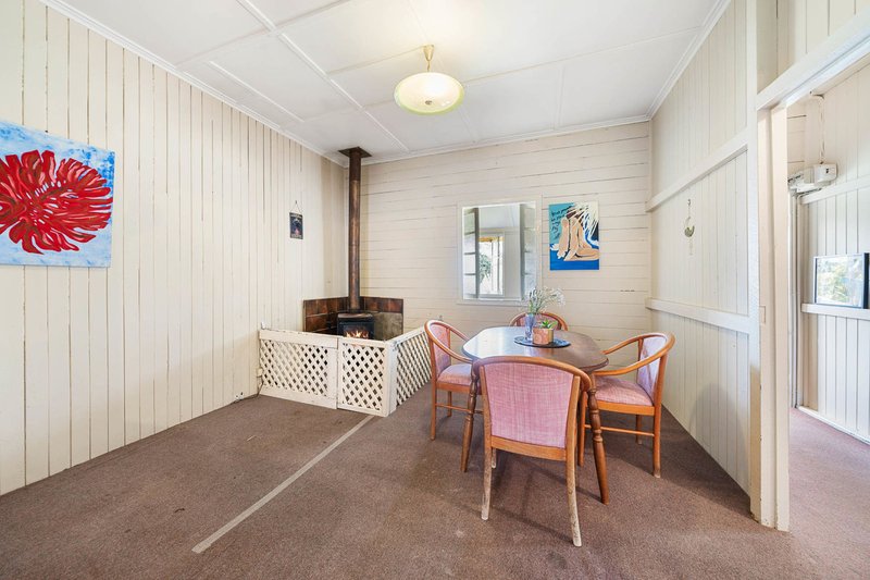 Photo - 1 William Street, Crows Nest QLD 4355 - Image 5