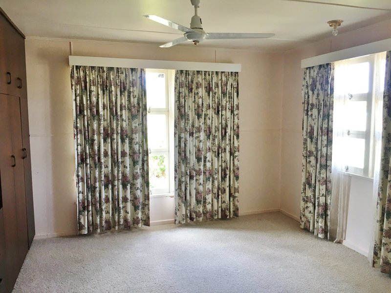 Photo - 1 William Street, Kingaroy QLD 4610 - Image 8