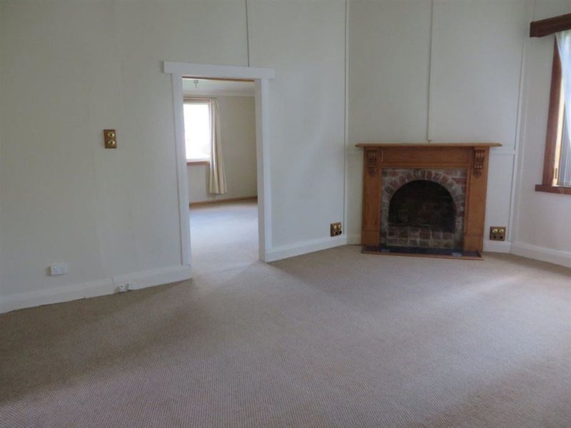 Photo - 1 Williams Avenue, Queenstown TAS 7467 - Image 2