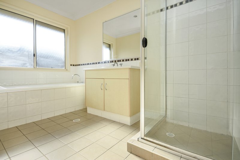 Photo - 1 Willowleaf Circuit, Upper Caboolture QLD 4510 - Image 14