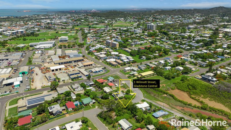 Photo - 1 Wilmott Street, Gladstone Central QLD 4680 - Image 4