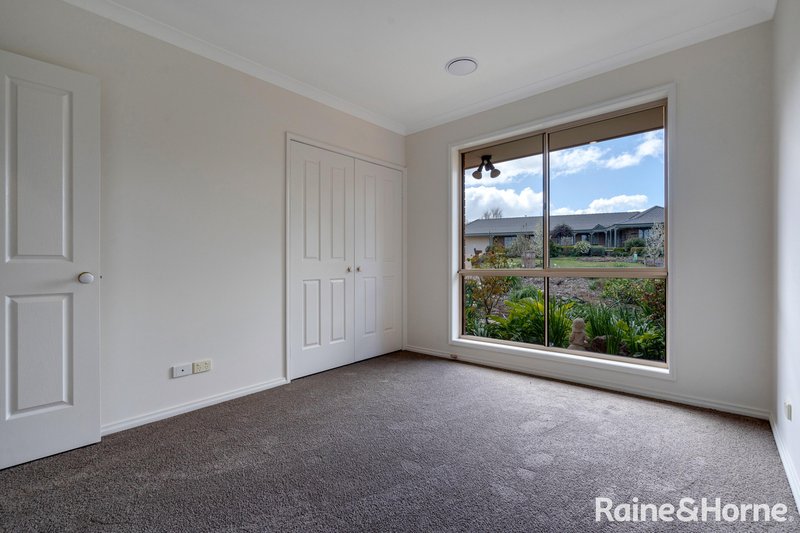 Photo - 1 Wimera Close, Romsey VIC 3434 - Image 19