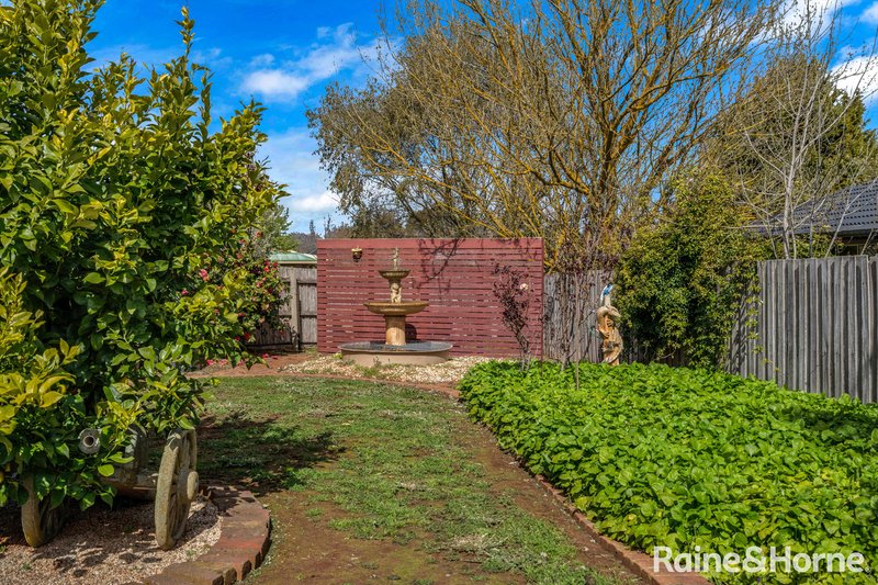 Photo - 1 Wimera Close, Romsey VIC 3434 - Image 33