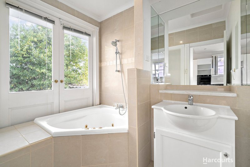 Photo - 1 Windella Quadrant, Doncaster VIC 3108 - Image 5