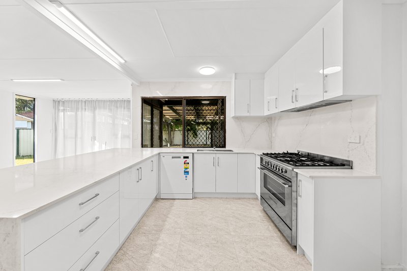 Photo - 1 Winnetts Road, Daisy Hill QLD 4127 - Image 4