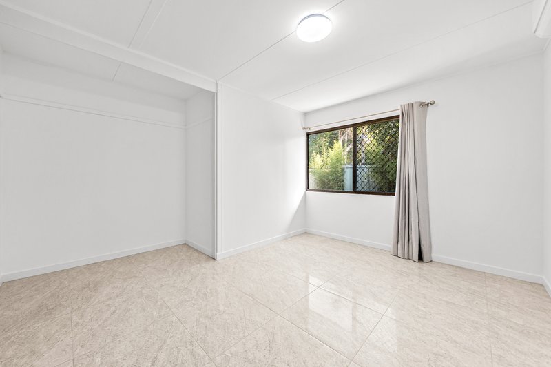 Photo - 1 Winnetts Road, Daisy Hill QLD 4127 - Image 9