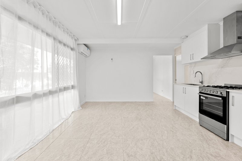 Photo - 1 Winnetts Road, Daisy Hill QLD 4127 - Image 11