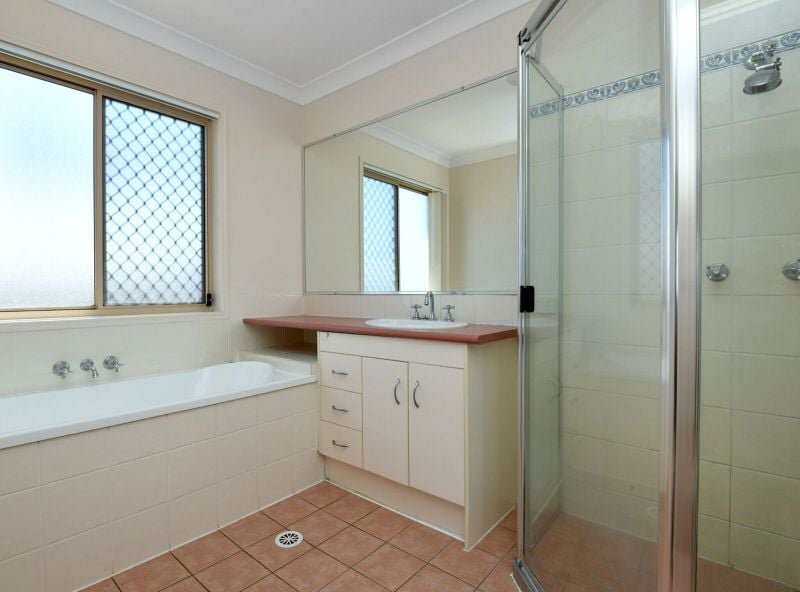 Photo - 1 Winning Street, Glenvale QLD 4350 - Image 11