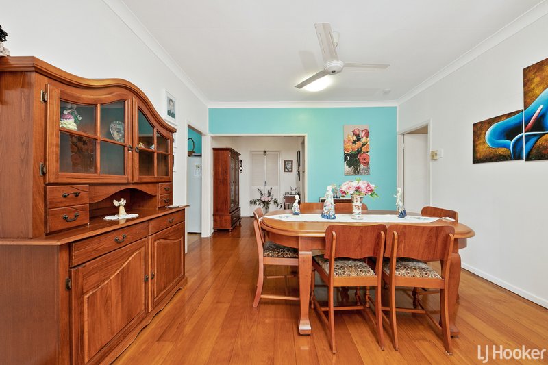 Photo - 1 Wiseman Street, The Range QLD 4700 - Image 4