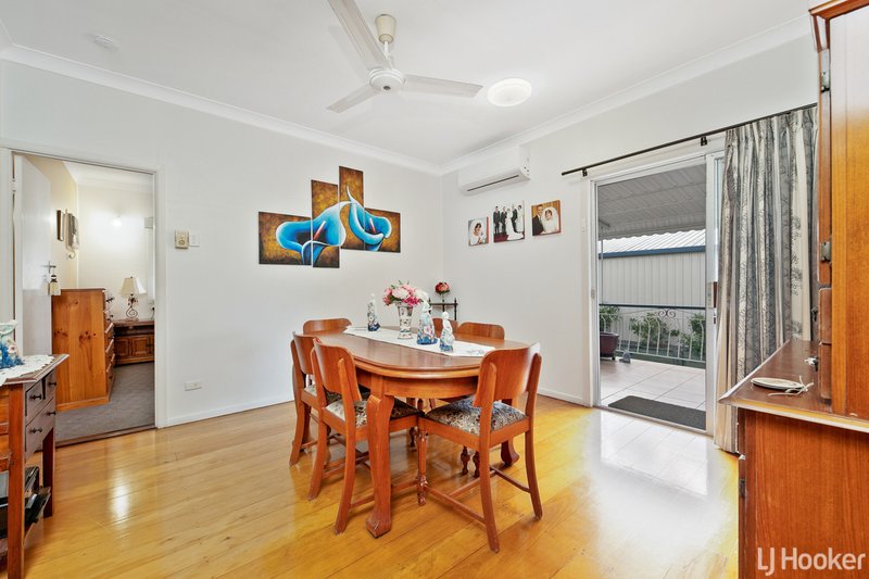 Photo - 1 Wiseman Street, The Range QLD 4700 - Image 6