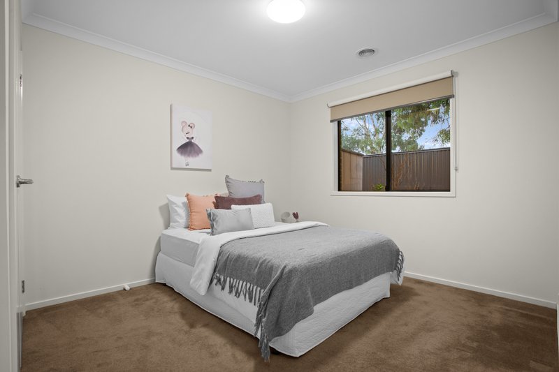 Photo - 1 Wistow Chase, Wollert VIC 3750 - Image 12