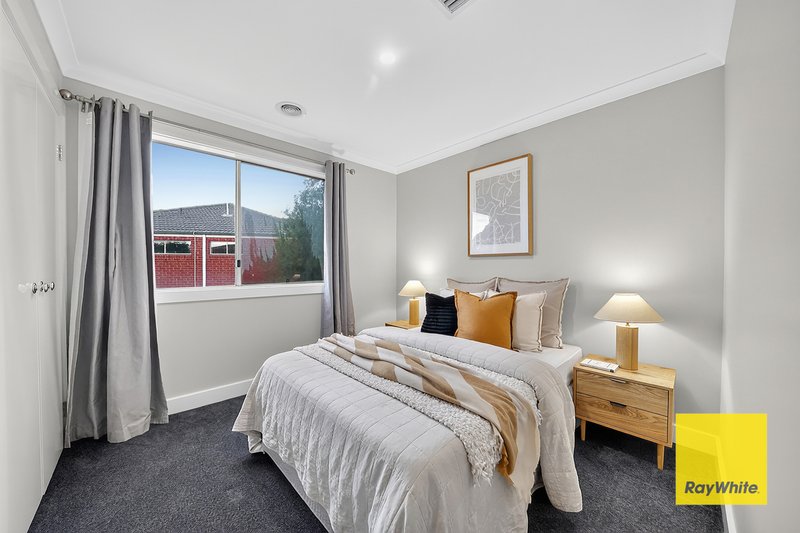 Photo - 1 Witchmount Close, Hillside VIC 3037 - Image 18