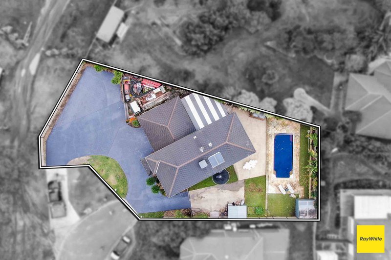 Photo - 1 Witchmount Close, Hillside VIC 3037 - Image 23