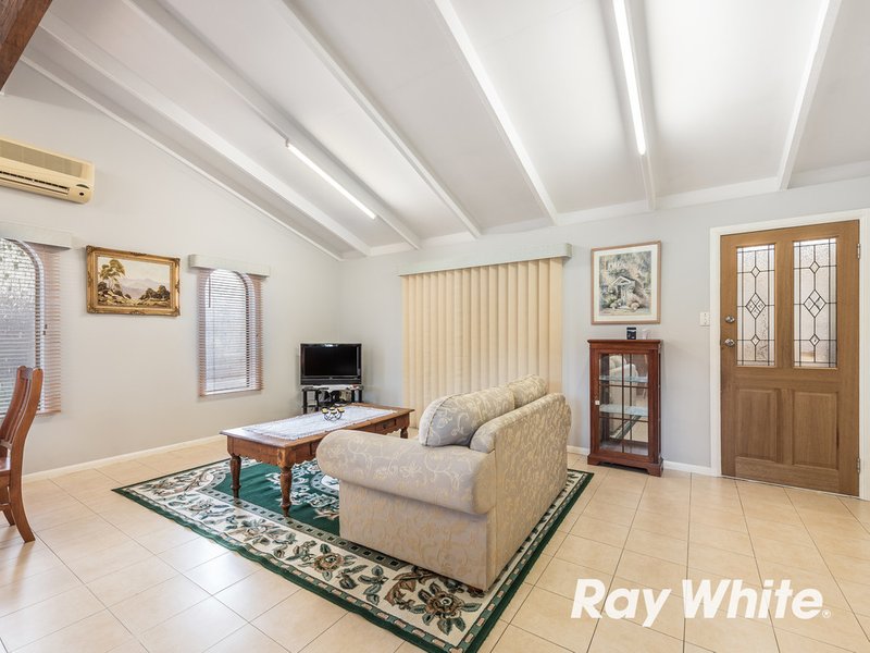 Photo - 1 Woburn Street, Woodridge QLD 4114 - Image 3