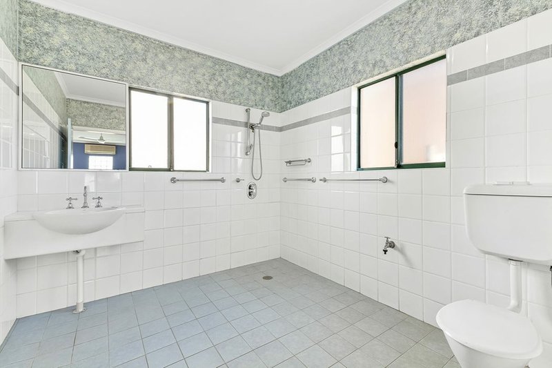 Photo - 1 Wolli Avenue, Earlwood NSW 2206 - Image 5