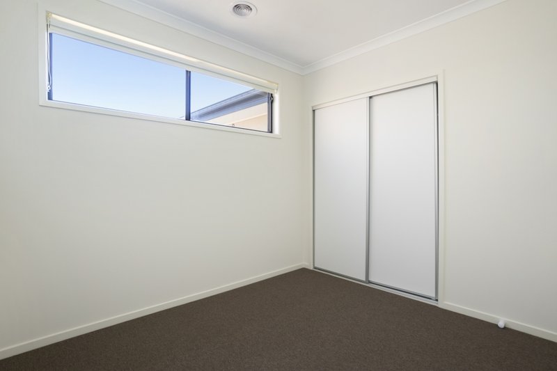 Photo - 1 Wolomina Crescent, Werribee VIC 3030 - Image 7