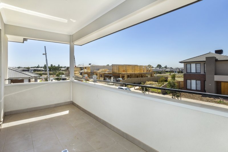 Photo - 1 Wolomina Crescent, Werribee VIC 3030 - Image 10