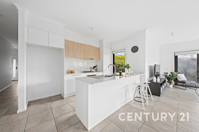 Photo - 1 Woodbine Street, Pakenham VIC 3810 - Image 7