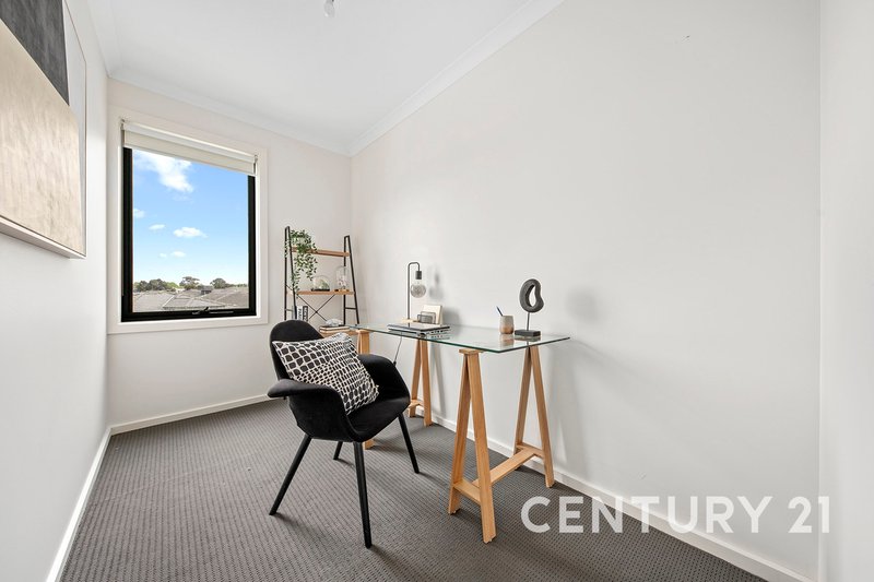 Photo - 1 Woodbine Street, Pakenham VIC 3810 - Image 14