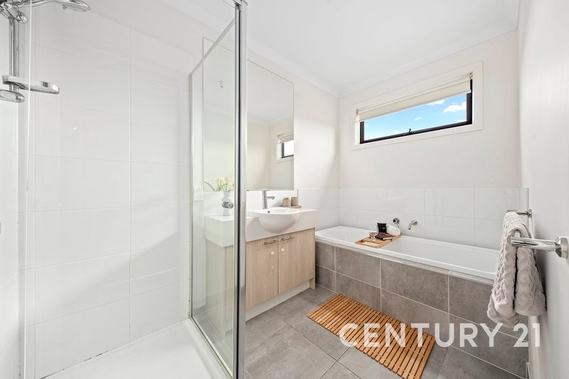 Photo - 1 Woodbine Street, Pakenham VIC 3810 - Image 15