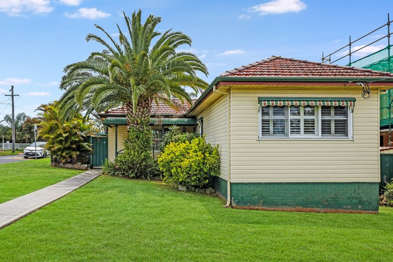 1 Woodland Road, Chester Hill NSW 2162